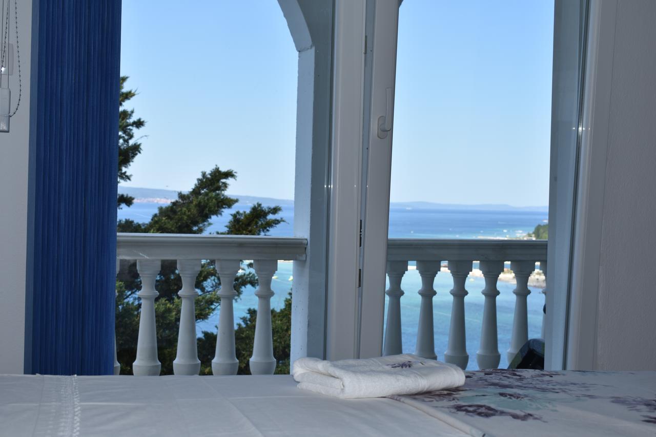 Appartement Apartman Horizont à Omiš Extérieur photo